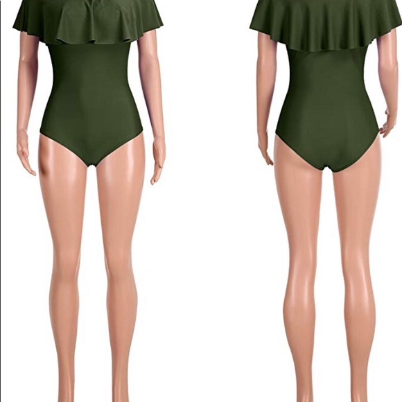 Women’s Ruffle Off the Shoulder Swimsuit Large - Picture 4 of 5
